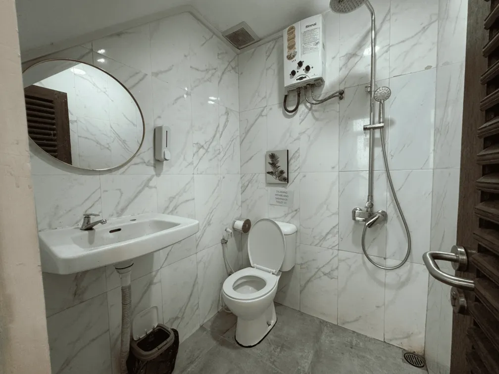 Toilet